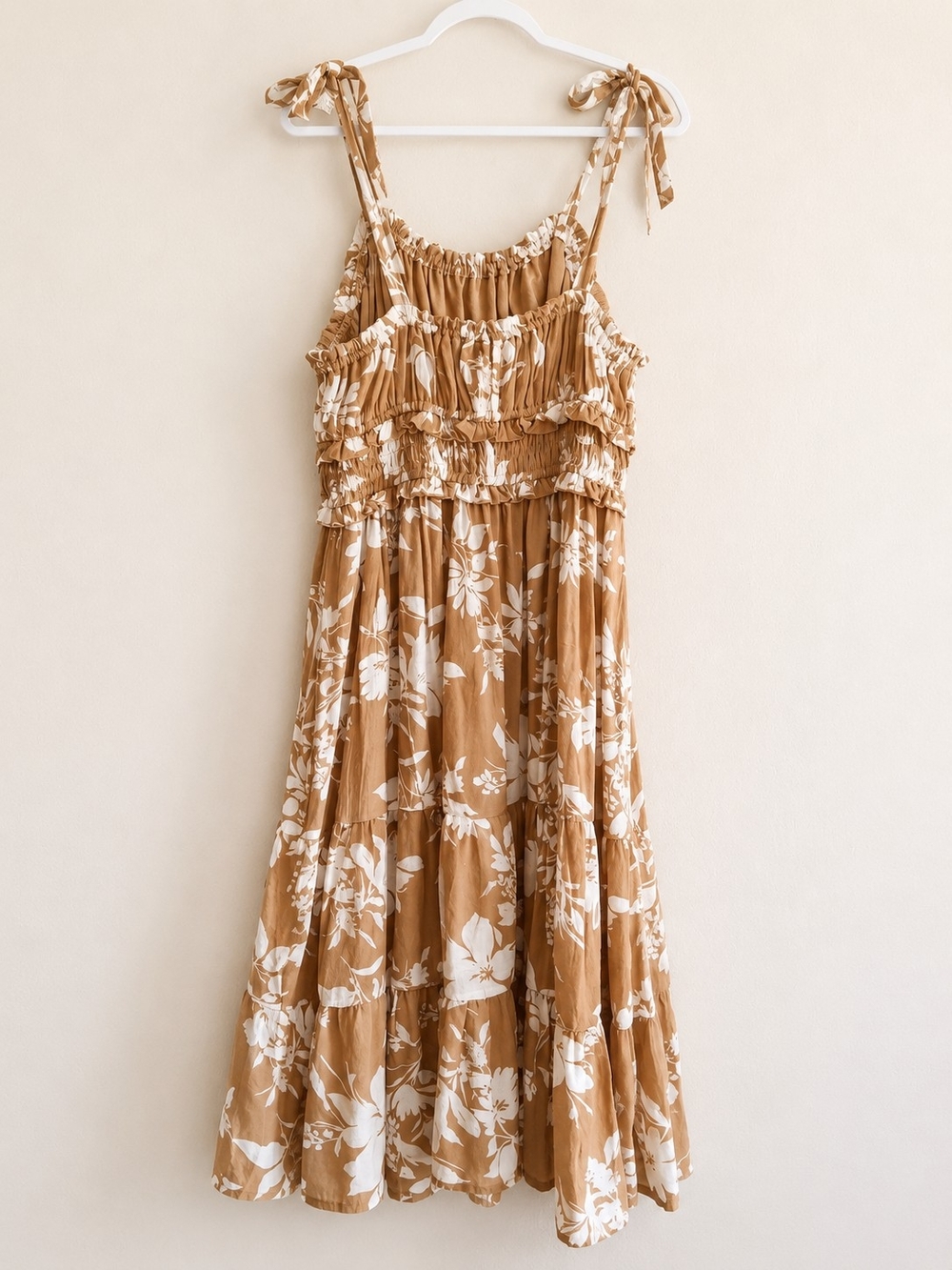 Just Found 1X Floral Smocked Midi Dress Tan Cream Camel Cottagecore Boho NWOT - Picture 4 of 12